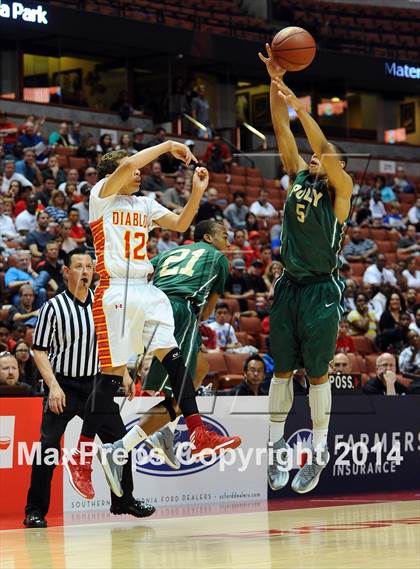Thumbnail 2 in Long Beach Poly vs. Mission Viejo (CIF SS 1AA Final) photogallery.