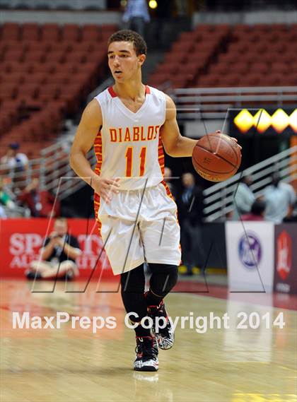 Thumbnail 2 in Long Beach Poly vs. Mission Viejo (CIF SS 1AA Final) photogallery.