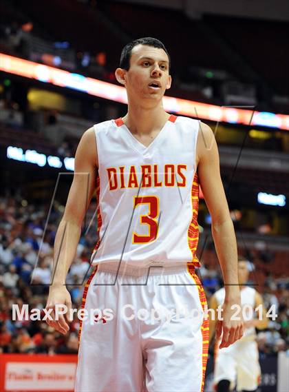 Thumbnail 1 in Long Beach Poly vs. Mission Viejo (CIF SS 1AA Final) photogallery.