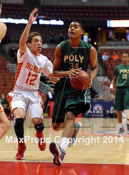 Thumbnail 1 in Long Beach Poly vs. Mission Viejo (CIF SS 1AA Final) photogallery.