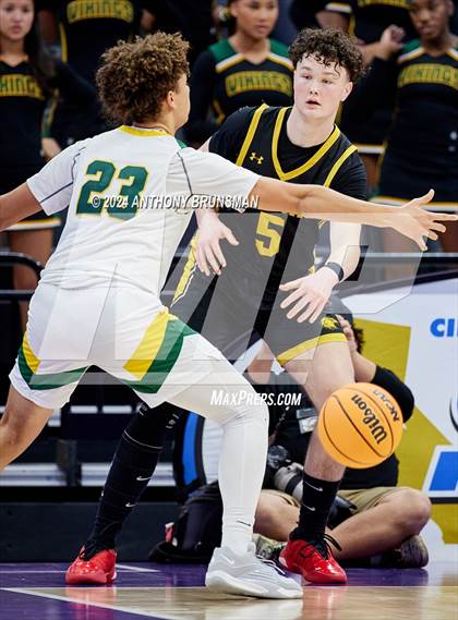 Thumbnail 2 in Del Oro vs. Vanden (CIF SJS D2 Final) photogallery.