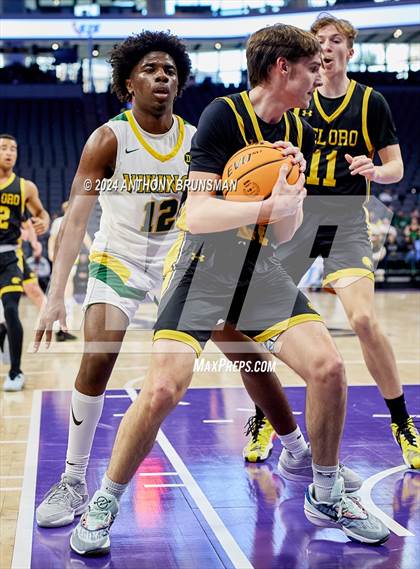 Thumbnail 1 in Del Oro vs. Vanden (CIF SJS D2 Final) photogallery.