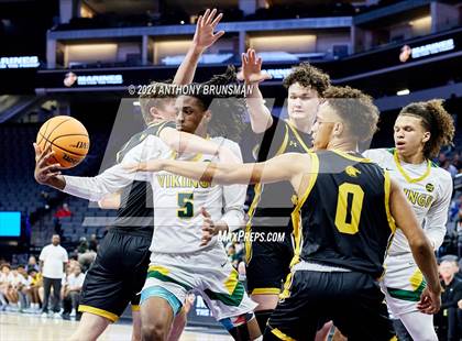 Thumbnail 2 in Del Oro vs. Vanden (CIF SJS D2 Final) photogallery.