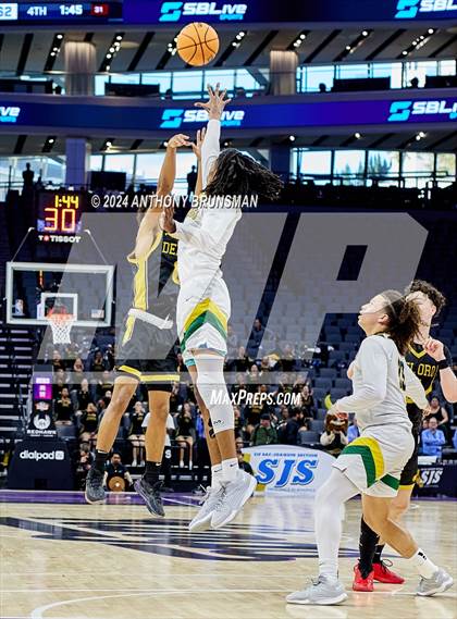 Thumbnail 2 in Del Oro vs. Vanden (CIF SJS D2 Final) photogallery.