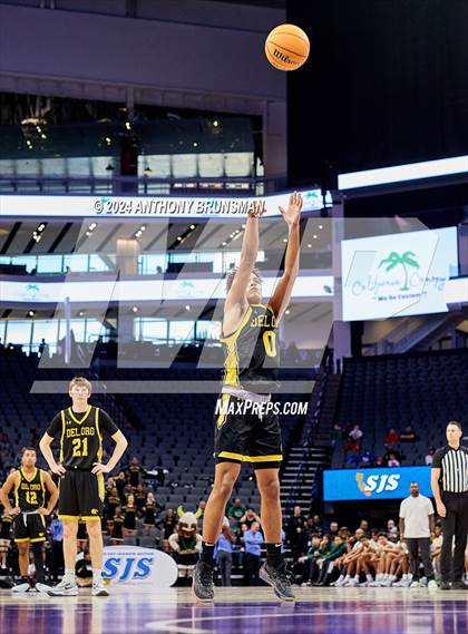 Thumbnail 1 in Del Oro vs. Vanden (CIF SJS D2 Final) photogallery.