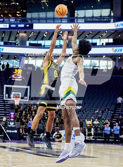 Thumbnail 1 in Del Oro vs. Vanden (CIF SJS D2 Final) photogallery.