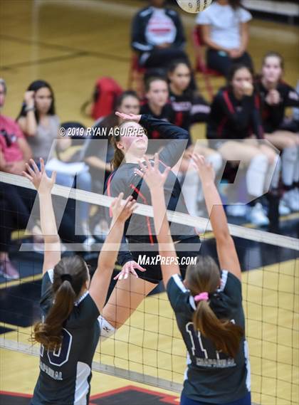 Thumbnail 1 in Chaparral @ Murrieta Valley photogallery.
