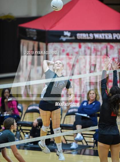 Thumbnail 3 in Chaparral @ Murrieta Valley photogallery.