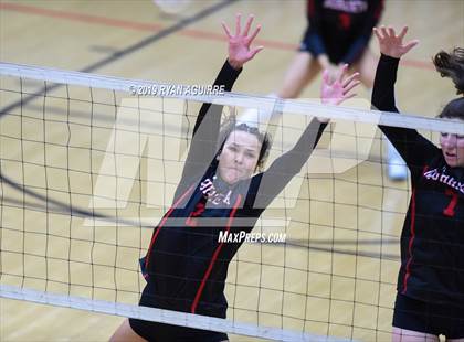 Thumbnail 1 in Chaparral @ Murrieta Valley photogallery.