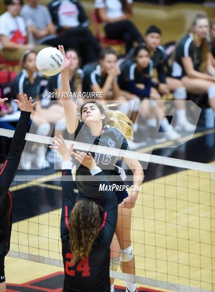 Thumbnail 1 in Chaparral @ Murrieta Valley photogallery.