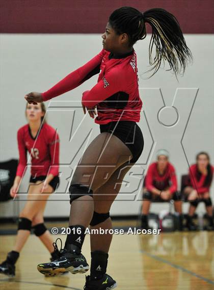 Thumbnail 3 in Fort Bend Austin vs. Oak Ridge (NIKE Invtational Tournament) photogallery.