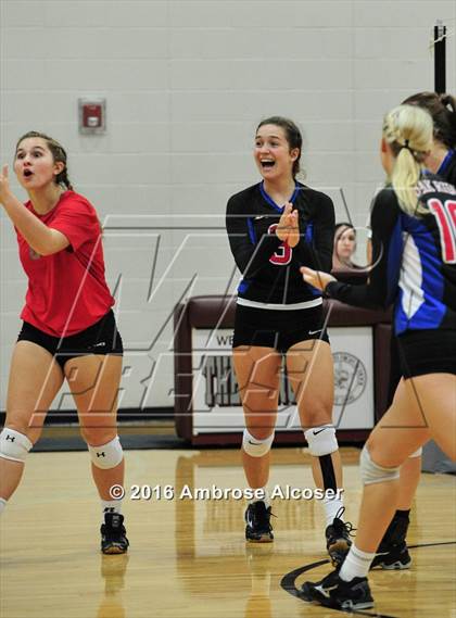 Thumbnail 2 in Fort Bend Austin vs. Oak Ridge (NIKE Invtational Tournament) photogallery.
