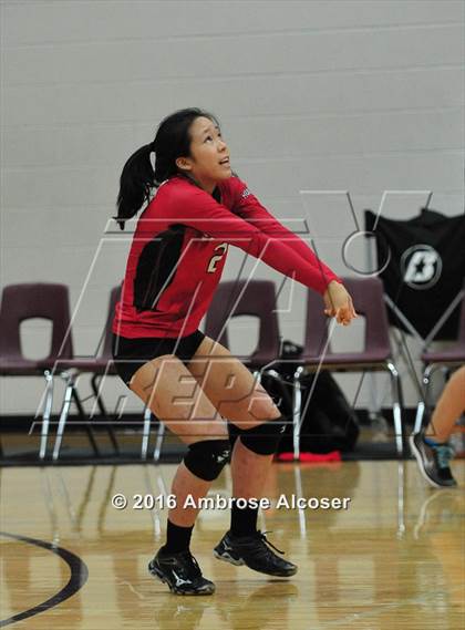 Thumbnail 2 in Fort Bend Austin vs. Oak Ridge (NIKE Invtational Tournament) photogallery.