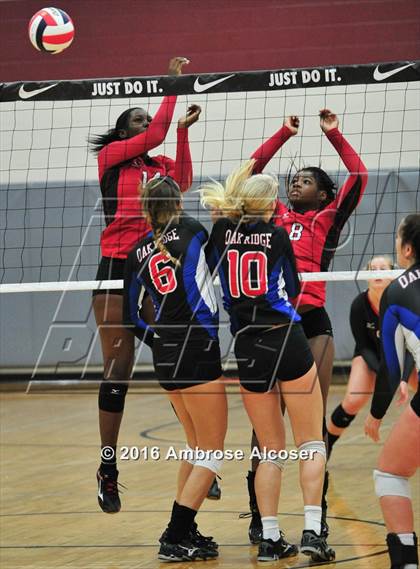 Thumbnail 3 in Fort Bend Austin vs. Oak Ridge (NIKE Invtational Tournament) photogallery.