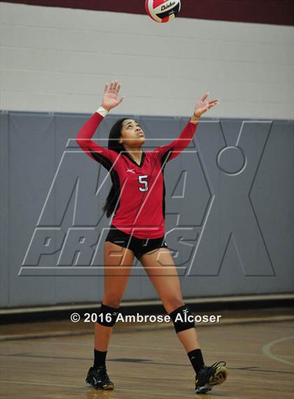 Thumbnail 1 in Fort Bend Austin vs. Oak Ridge (NIKE Invtational Tournament) photogallery.