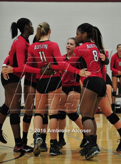 Thumbnail 2 in Fort Bend Austin vs. Oak Ridge (NIKE Invtational Tournament) photogallery.