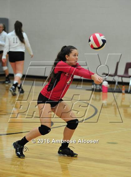 Thumbnail 3 in Fort Bend Austin vs. Oak Ridge (NIKE Invtational Tournament) photogallery.