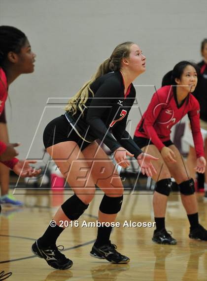 Thumbnail 1 in Fort Bend Austin vs. Oak Ridge (NIKE Invtational Tournament) photogallery.