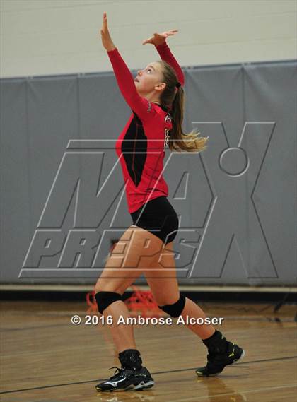 Thumbnail 1 in Fort Bend Austin vs. Oak Ridge (NIKE Invtational Tournament) photogallery.