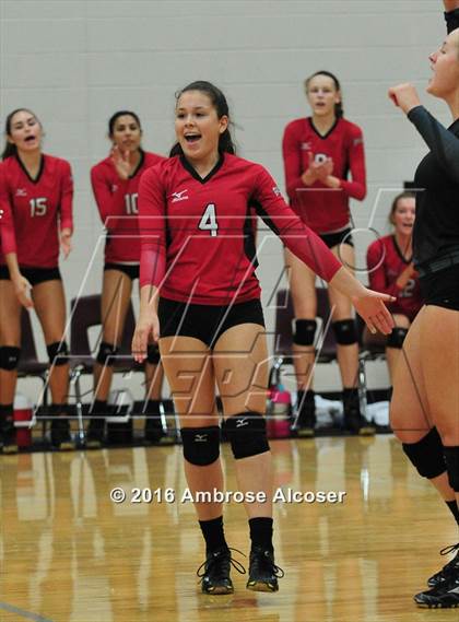 Thumbnail 3 in Fort Bend Austin vs. Oak Ridge (NIKE Invtational Tournament) photogallery.