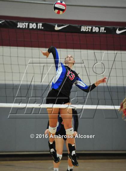 Thumbnail 1 in Fort Bend Austin vs. Oak Ridge (NIKE Invtational Tournament) photogallery.