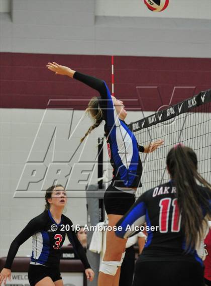 Thumbnail 1 in Fort Bend Austin vs. Oak Ridge (NIKE Invtational Tournament) photogallery.