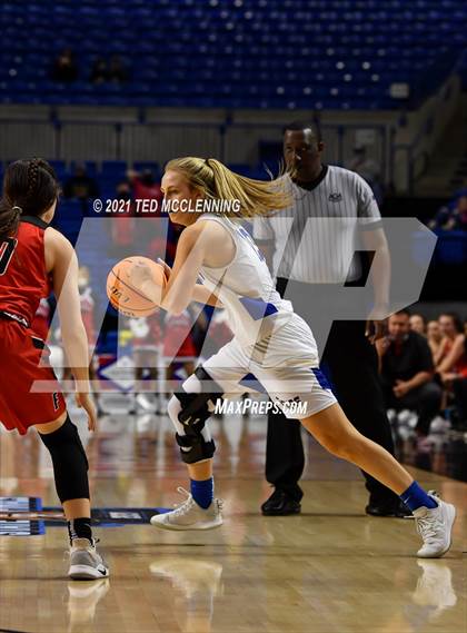 Thumbnail 2 in Harrison vs. Farmington (AAA 4A Final) photogallery.