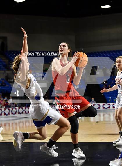 Thumbnail 2 in Harrison vs. Farmington (AAA 4A Final) photogallery.