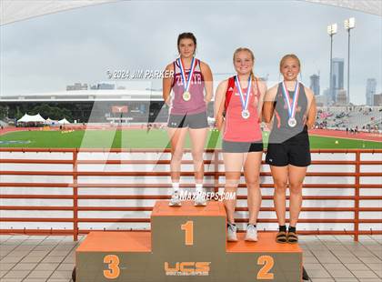 Thumbnail 3 in UIL 1A Track & Field Final (Awards) photogallery.