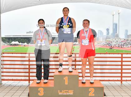 Thumbnail 3 in UIL 1A Track & Field Final (Awards) photogallery.