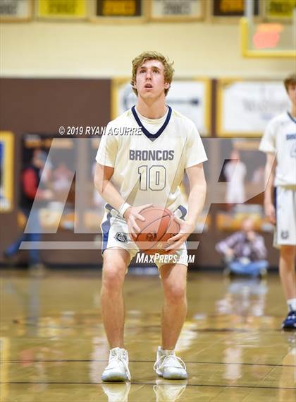 Thumbnail 1 in Temescal Canyon vs. Vista Murrieta (Jared Mandeville Memorial Classic) photogallery.