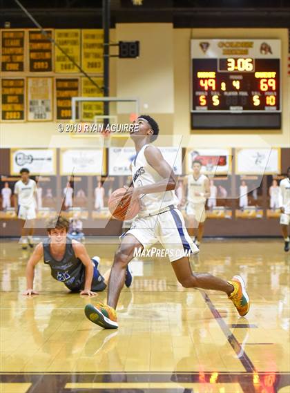 Thumbnail 1 in Temescal Canyon vs. Vista Murrieta (Jared Mandeville Memorial Classic) photogallery.