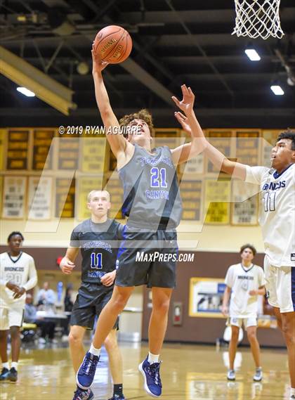Thumbnail 1 in Temescal Canyon vs. Vista Murrieta (Jared Mandeville Memorial Classic) photogallery.