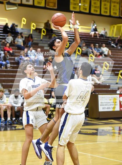 Thumbnail 3 in Temescal Canyon vs. Vista Murrieta (Jared Mandeville Memorial Classic) photogallery.