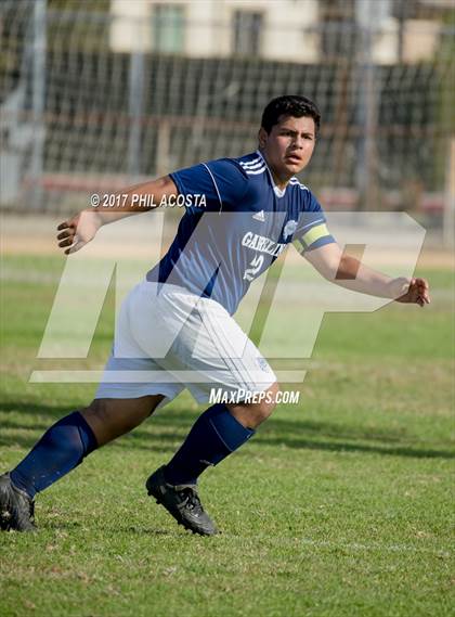 Thumbnail 3 in Gabrielino vs Arleta photogallery.