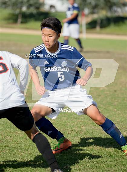 Thumbnail 3 in Gabrielino vs Arleta photogallery.