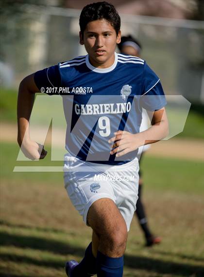 Thumbnail 1 in Gabrielino vs Arleta photogallery.