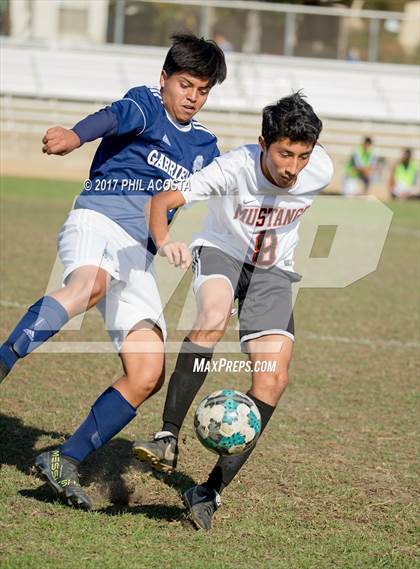Thumbnail 3 in Gabrielino vs Arleta photogallery.