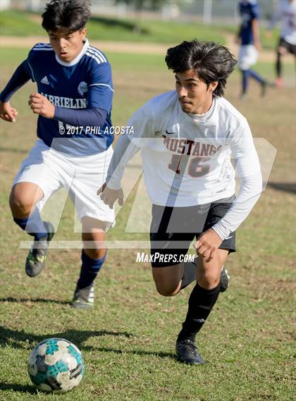 Thumbnail 2 in Gabrielino vs Arleta photogallery.