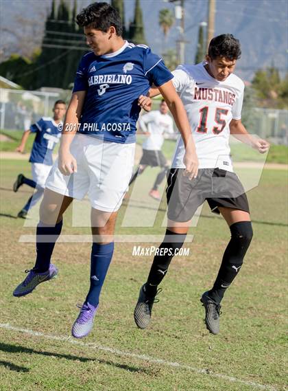 Thumbnail 1 in Gabrielino vs Arleta photogallery.
