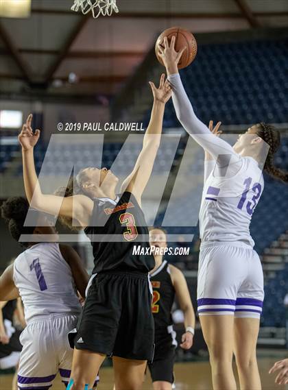 Thumbnail 1 in Kamiakin vs. Garfield (WIAA 3A 3rd/5th Place) photogallery.