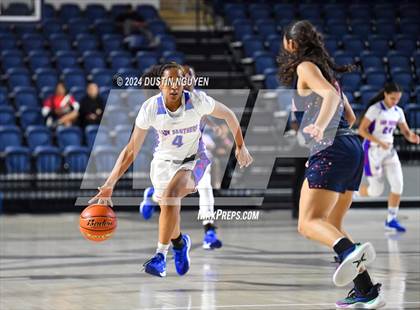 Thumbnail 3 in King vs. Dawson (RCS Sports Kickoff Classic) photogallery.