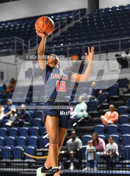 Thumbnail 2 in King vs. Dawson (RCS Sports Kickoff Classic) photogallery.