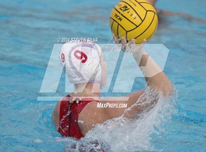 Thumbnail 2 in Mater Dei vs. Orange Lutheran (CIF SoCal Regional Division 1 Final) photogallery.