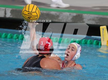 Thumbnail 3 in Mater Dei vs. Orange Lutheran (CIF SoCal Regional Division 1 Final) photogallery.