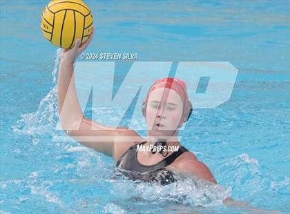 Thumbnail 2 in Mater Dei vs. Orange Lutheran (CIF SoCal Regional Division 1 Final) photogallery.