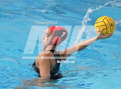 Thumbnail 3 in Mater Dei vs. Orange Lutheran (CIF SoCal Regional Division 1 Final) photogallery.
