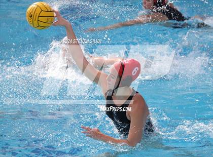 Thumbnail 3 in Mater Dei vs. Orange Lutheran (CIF SoCal Regional Division 1 Final) photogallery.