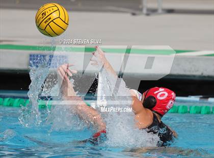Thumbnail 2 in Mater Dei vs. Orange Lutheran (CIF SoCal Regional Division 1 Final) photogallery.
