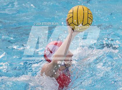 Thumbnail 3 in Mater Dei vs. Orange Lutheran (CIF SoCal Regional Division 1 Final) photogallery.